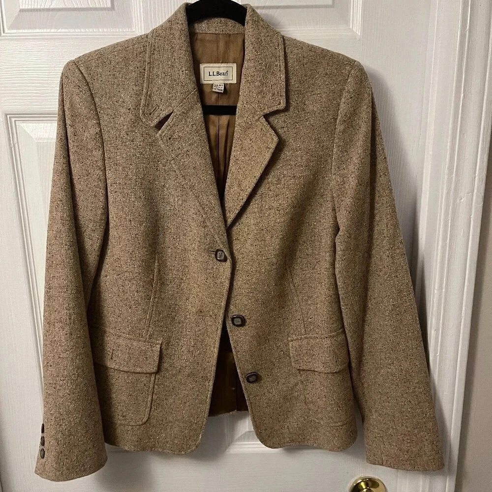 Women’s L. L. Bean Jacket Size Medium